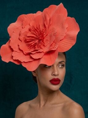 💋OVERSIZED 3D RED FLORAL HEADPIECE!!!